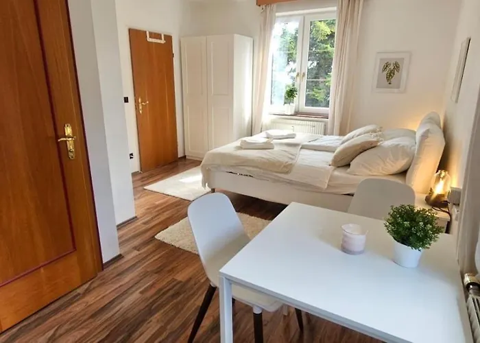 Hochkogelhaus - Flying Oasis, Hohe Wand