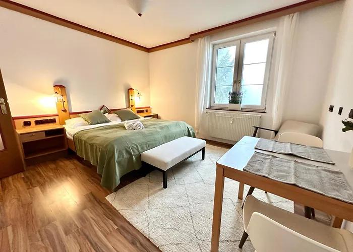 Hochkogelhaus - Flying Oasis, Hohe Wand *